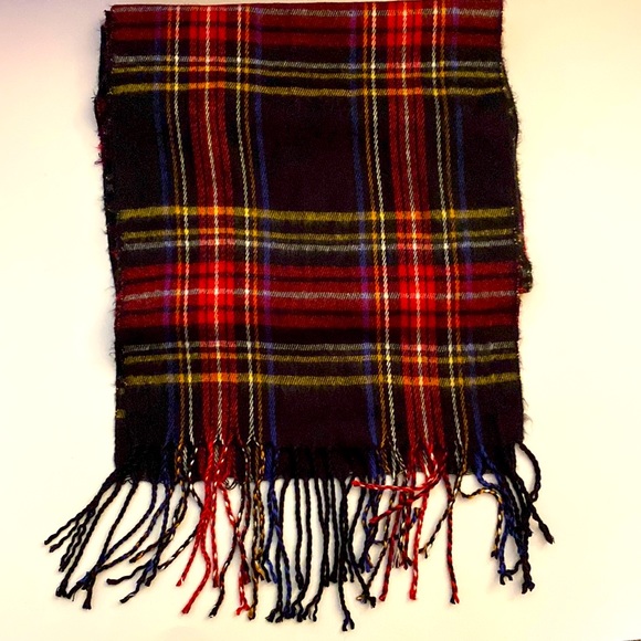 Pierre Cardin Other - Vintage mens Pierre Cardin fine muffler Casmillion Plaid scarf